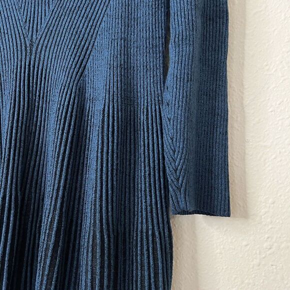 Lane Bryant Stretch Ribbed Knit Long Sleeves Sweater Dress Size 26/28 Blue Black - Picture 4 of 8